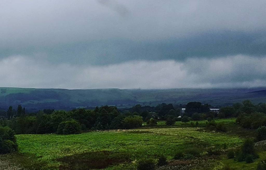 HighlandsApoth's tweet image. Low cloud day in #thepeakdistrict  #alwaysraining #hiapoth ift.tt/2gHmQyv