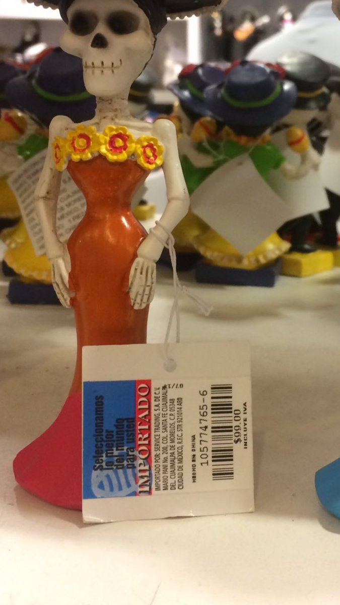 EdgarNunezM's tweet image. Te cae @liverpoolmexico artesanías mexicanas de china? No estaría bien apoyar a los artesanos en México? #catrinaschinas