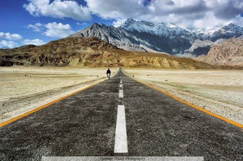 PakistanNature's tweet photo. On Popular Demand, more pics of Majestic Skardu desert, Gilgit Baltistan, Pakistan #Travel #Nature #Travelblogger #TravelTuesday #Desert https://t.co/obXVPSxguw