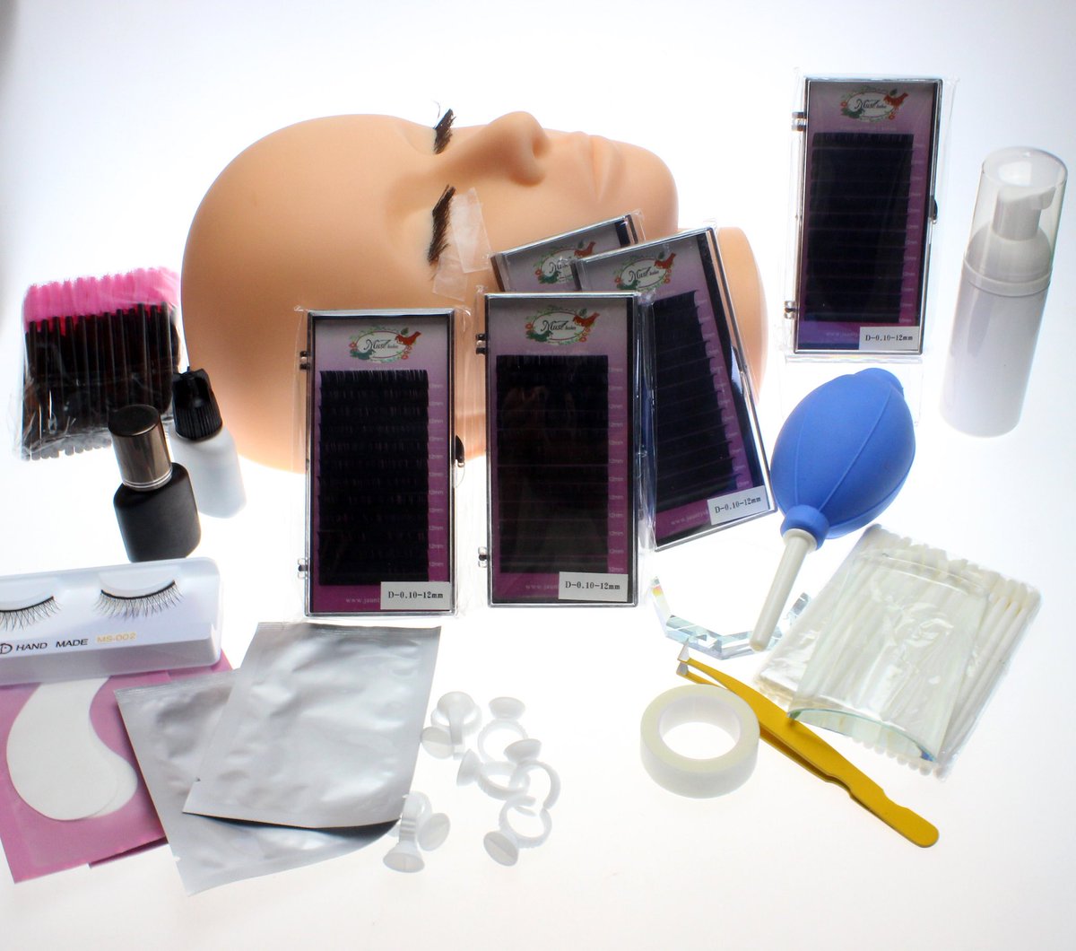 carolyang2017's tweet photo. #lash #eyelash #extension #lashcleanser #striplashes #silklashes #volumelashes #eyegelpads #brushes #extensions #glue https://t.co/8HGNamfT7p