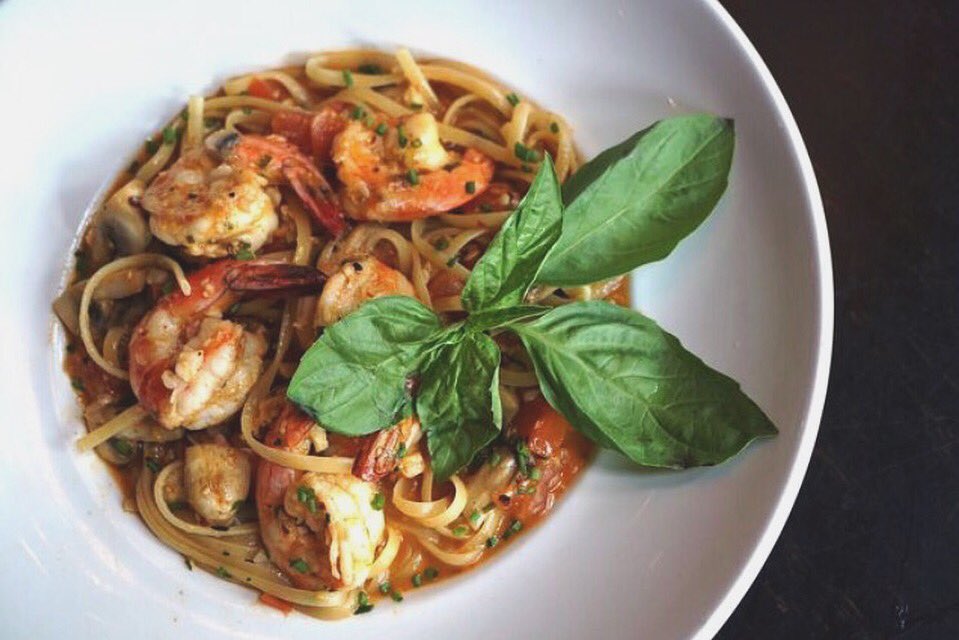 Urban Crust tweet media