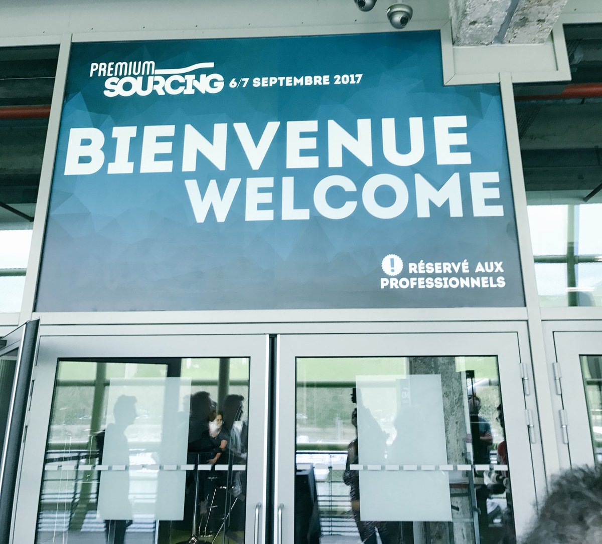 ES__Group's tweet image. Let's go #Premiumsourcing ! 👯

À demain pour parler business &amp;amp; formations réseaux sociaux !