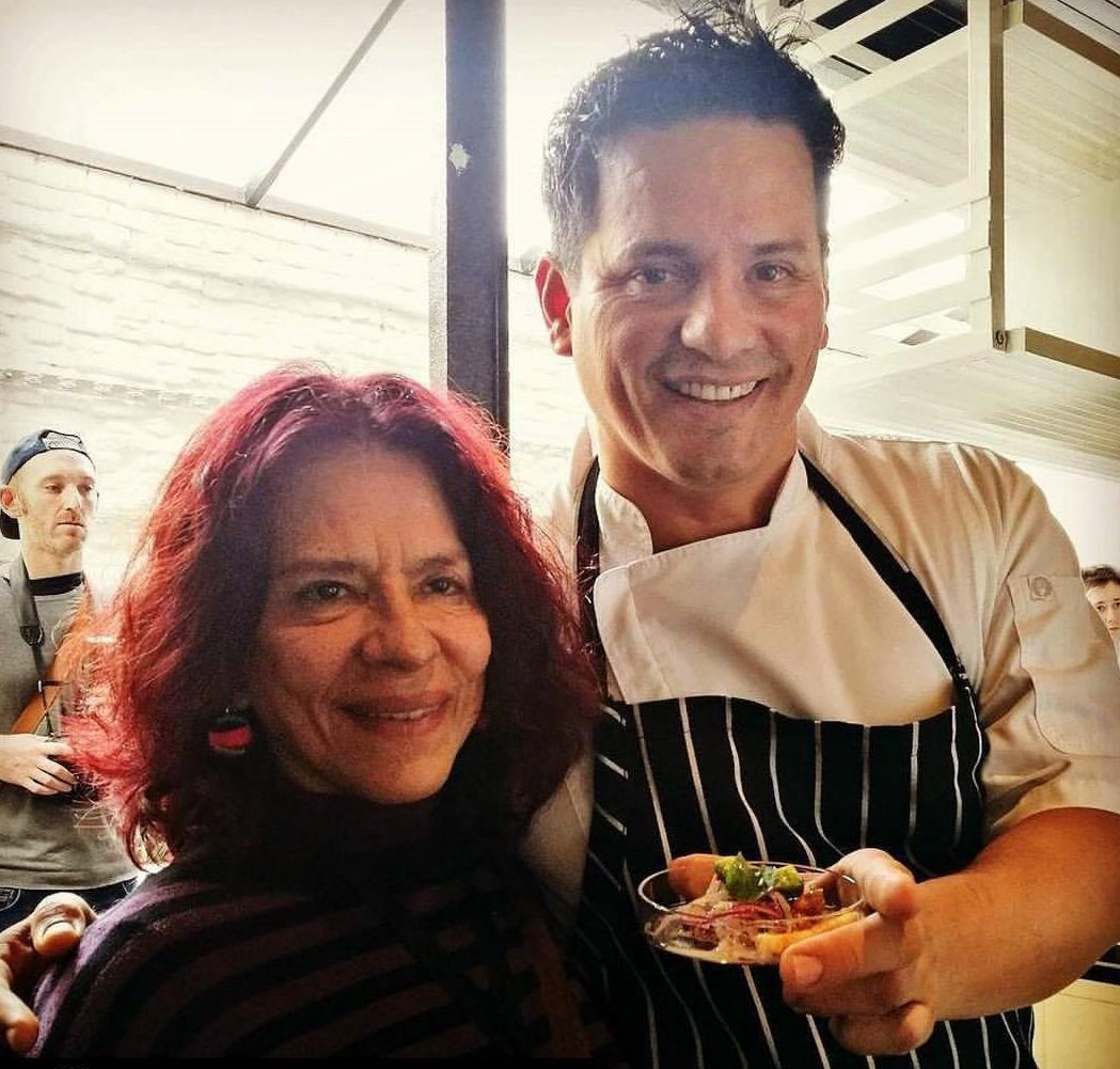 senoriodesulco's tweet photo. Isabel y Flavio en el #ForodeAlimentosyCocinasRegionales #BuenosAires2017 #PeruvianChefs #Marcaperu https://t.co/il7CNxpHW1