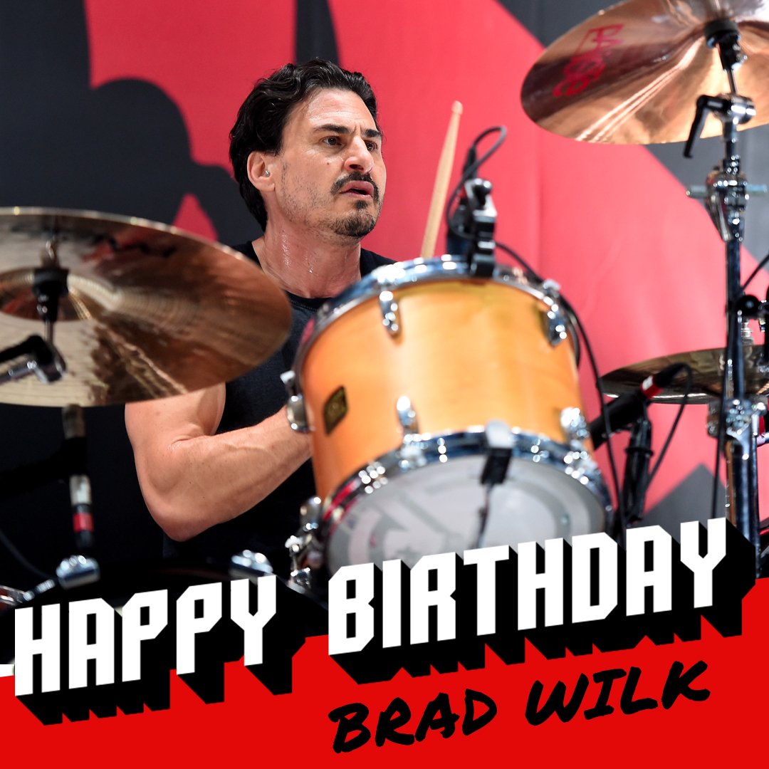 Loudwire: Happy 49th birthday to prophetsofrage\s Brad Wilk! 
