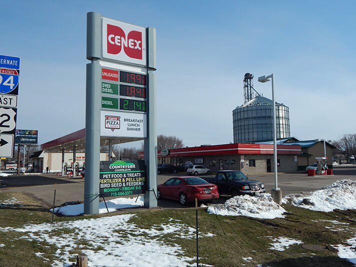 #GasPumpRadio in #BALDWINWI ! ONLY 3 spots available for #exclusiveadvertising. Over 1000 ads for $50/mo. Swing by, take a listen, dm me!