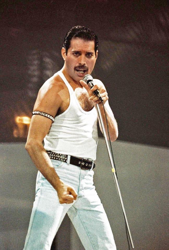 Happy birthday to the legendary, Freddie Mercury! He would have been 71 today. 