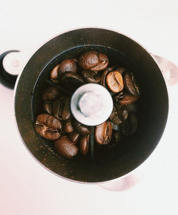 hammerandkettle's tweet photo. The only grind I like to get back to. 👌🏻☕️
#love #culture #community #craftsmanship #coffeeroaster #hammerandkettle https://t.co/VU16cpDs8v