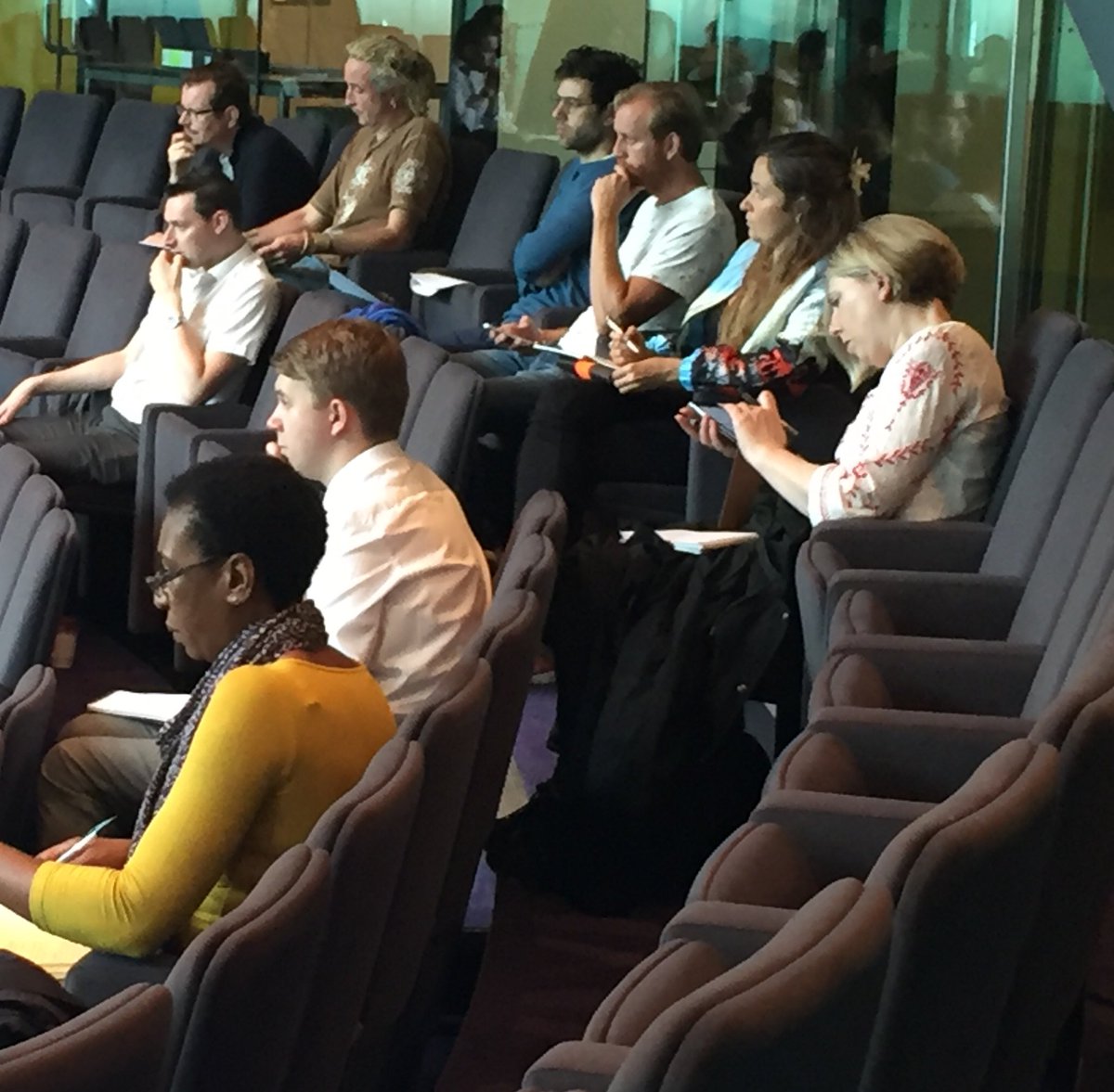 Audience members asking questions now. Watch HERE 
tinyurl.com/y8a6jxme
#PropertyGuardian