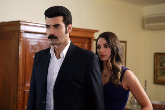 deligonulfoxta's tweet photo. Selim'in ölümü, herkesi derinden etkiledi... #DeliGönül'ün final bölümünde yaşananlar burada! https://t.co/8JfYQTJkG8 https://t.co/6Ao7WkOKBa