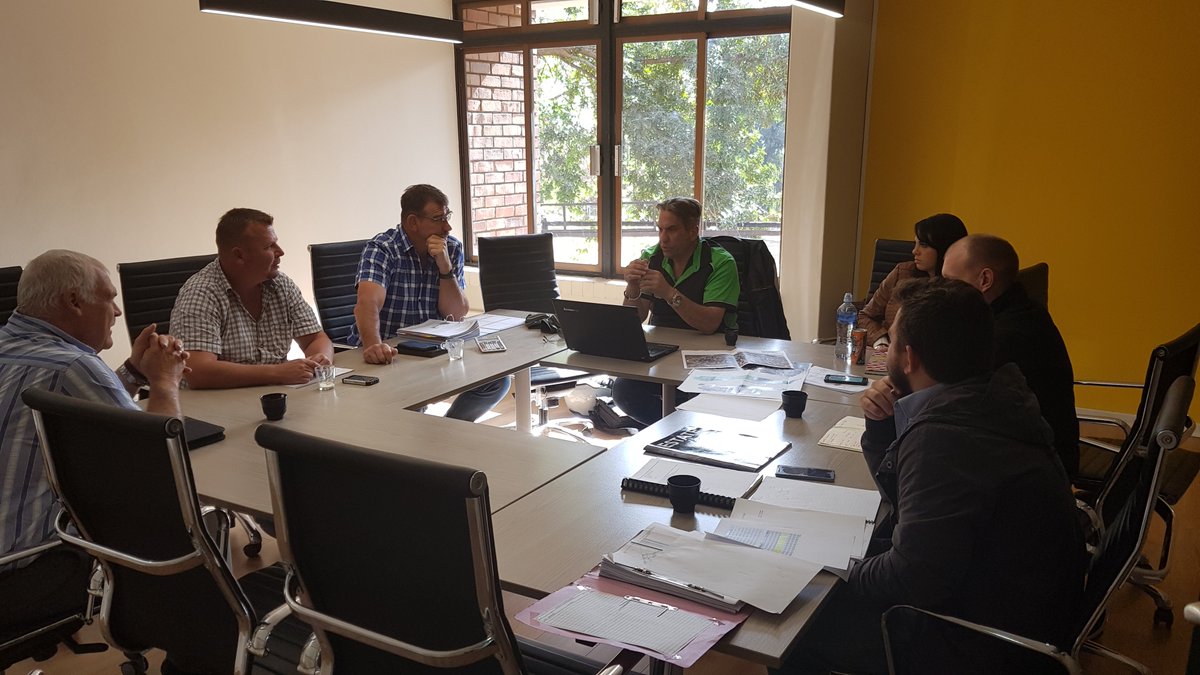 green_housing's tweet photo. Weekly status meeting @green_housing. #Movingmountan #ChangingLives #GoGreenandneverlookback https://t.co/XcYsA4zQSD