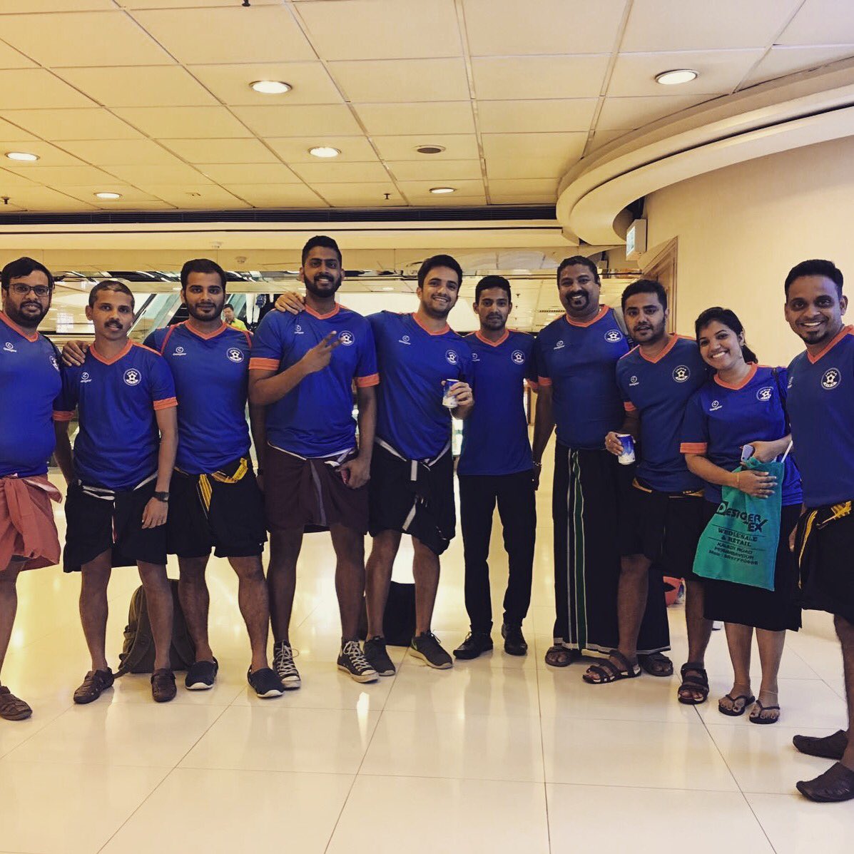 fasiltp's tweet photo. @indiansuperbot on the way to Mac Vs 🇮🇳 https://t.co/9CEQshq81p