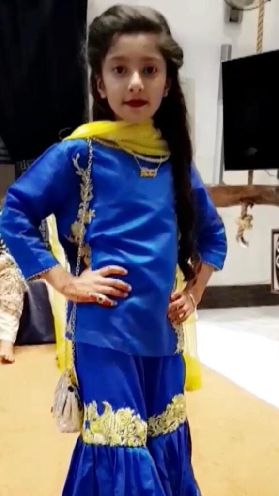 PakistaniGirls8's tweet photo. https://t.co/awN19MkdXJ
