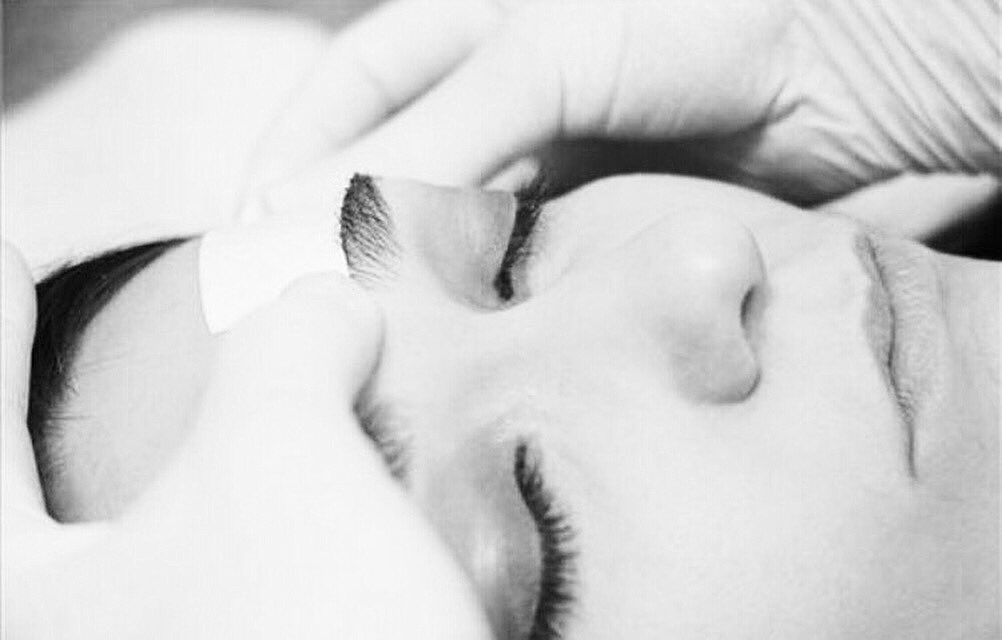 WAXITSA's tweet photo. Eyebrows... the one thing you can get into shape without exercising! Book your brow wax or brow thread today! #AllAboutTheBrows 👌🏼 https://t.co/bT9Y0qeNXq