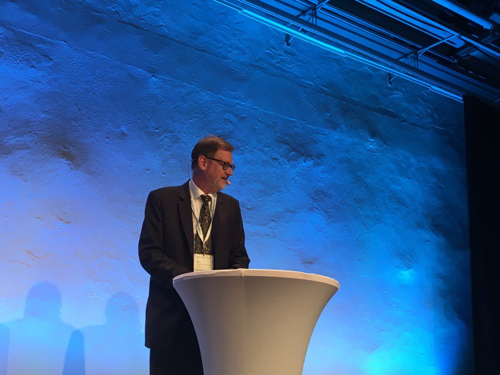 JoakimAspengren's tweet photo. @MSBse GD Nils Swartz inleder informationssäkerhetskonfens för offentlig sektor, bra!#infosäk17 #samfi @natsakerhet https://t.co/mBvmV8K11z https://t.co/WulEW4LfxI
