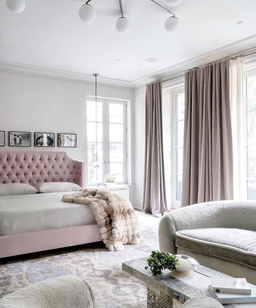 TheseFineWalls's tweet photo. Morning bedroom goals via designer @juliehillman123 #thesefinewalls #inspiration https://t.co/hDIGM4E9nP