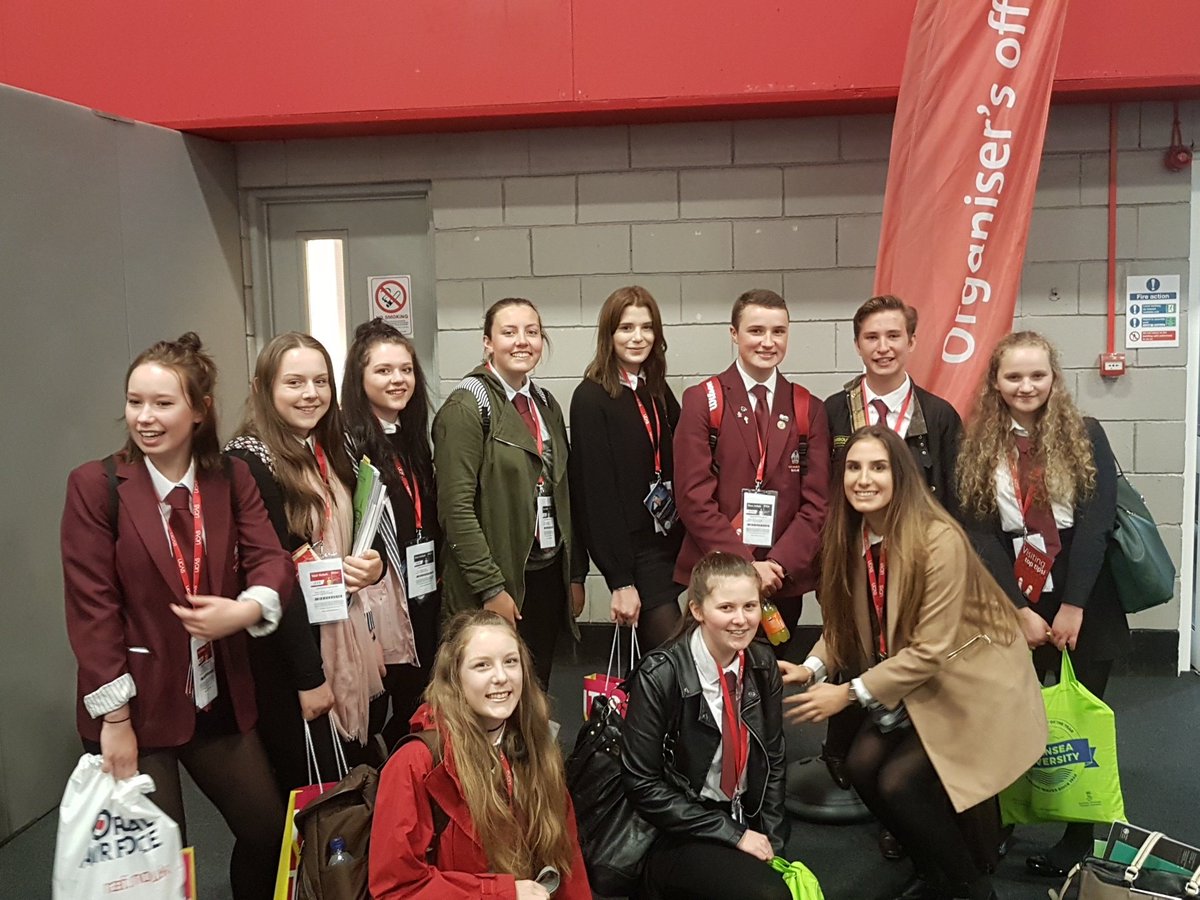Mr_Mckenziek's tweet photo. #ucasevent all had a great time learmed loads! Lots of questions and suggestions :) https://t.co/GTZEL4i1ol