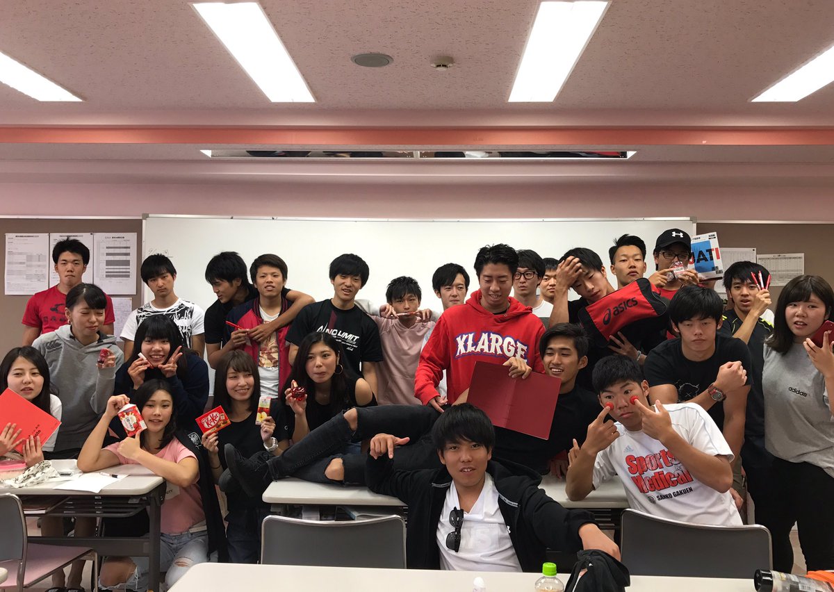 sapporo_sports's tweet photo. 今日はRed Day☆
スポメディレッドチームが赤を身につけ大集合です^^
#三フェス
#スポメディ
#レッド
#2TA
#2SK
#2JS
#1SK
#1JS https://t.co/Jsb9SqmPaf