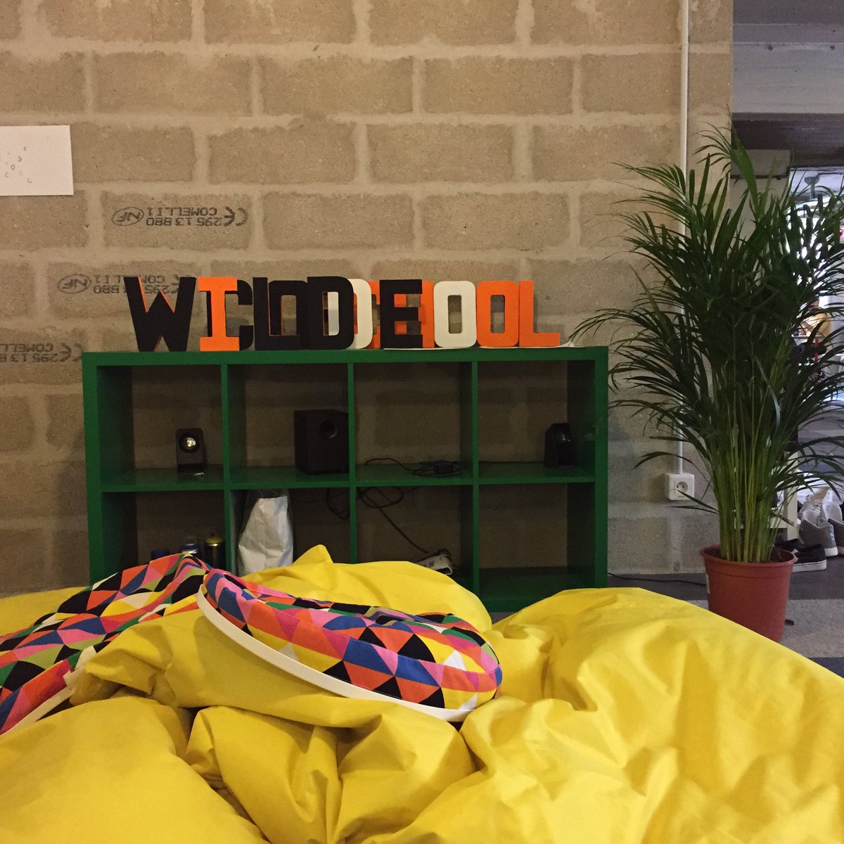 cvassant's tweet photo. #WildCodeSchool Paris. 2e jour. On attaque les dojos dans la bonne humeur ! #coding #edtech #innovation #numérique @WildCodeSchool https://t.co/9d7JV0XWsD
