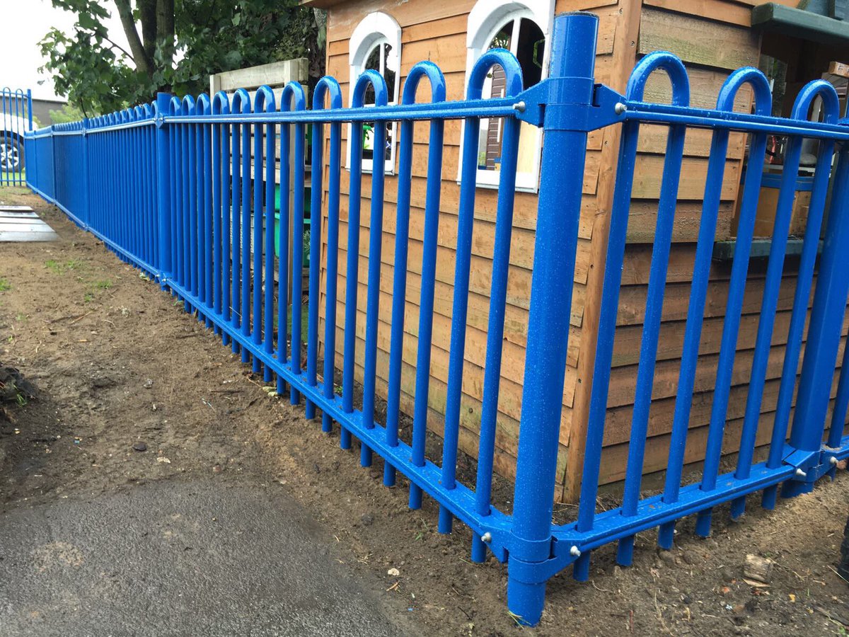 PeerlessLtd's tweet photo. Securing #Pre-School #Children with #TR800 #ROSPA Compliant #Bow Top #Railings #Fencing #Gates #safeguarding #Lytham @Garypeerless https://t.co/OOPLvYnKFO