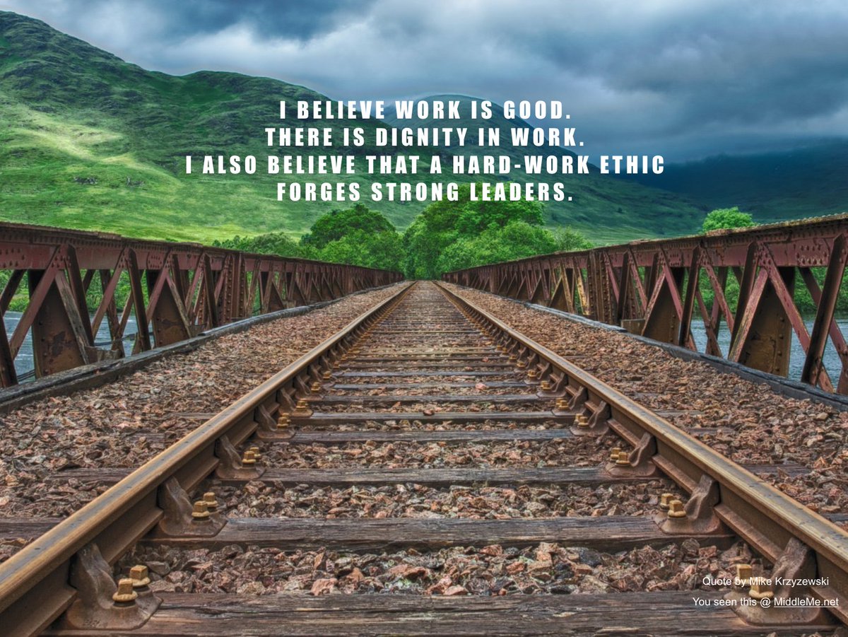 middleme_net's tweet photo. I have #onetrack mind in subscribing to work ethics. #workethics #motivation #inspiration #workdignity #work #career https://t.co/k1tWGfXiaS