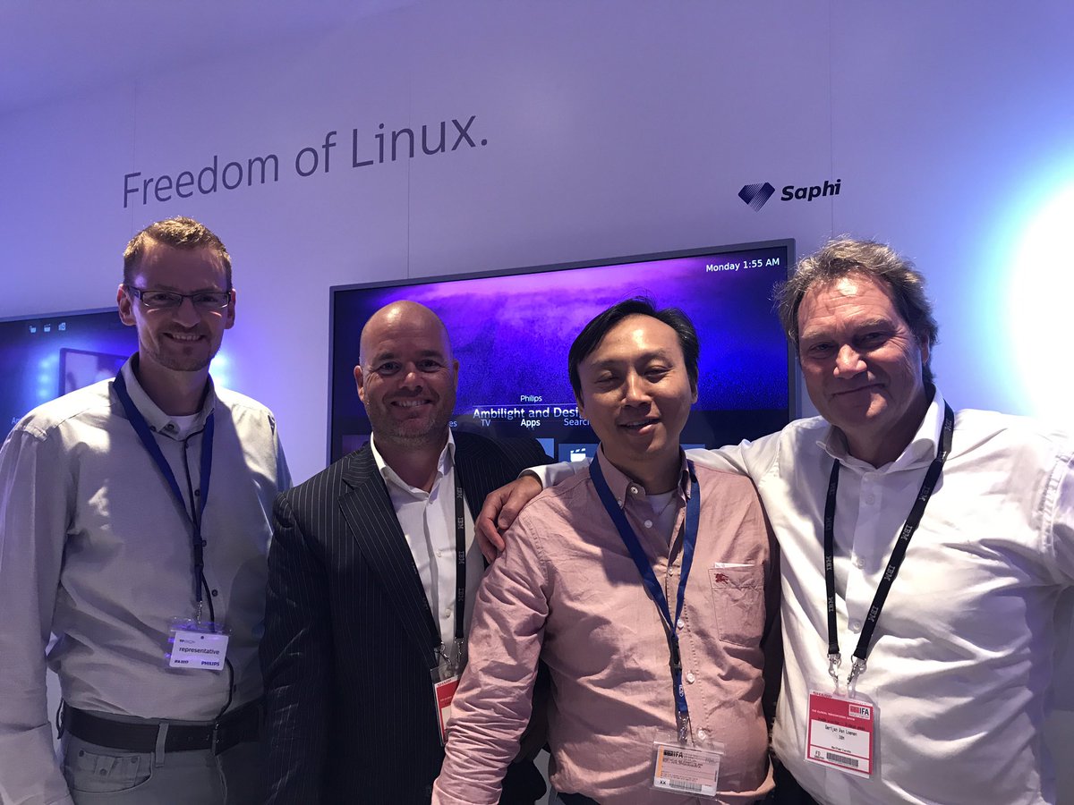 robverhoeven01's tweet photo. Creating great client #experiences at #IBMatIFA https://t.co/NOzyRbMm1y