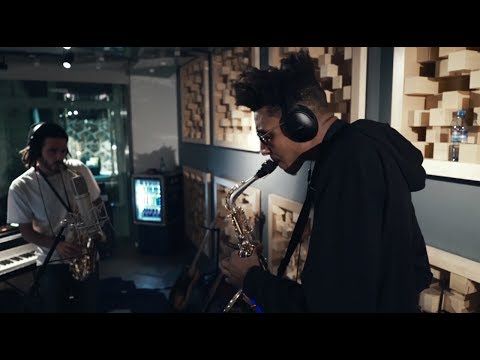 Massadrop's tweet photo. Fkj &amp; Masego - Tadow https://t.co/x15iV3zlj8
@FrenchKiwiJuice 
@Fkjmusic
@UncleSego
#Massadrop #CreativeLifeCulture #CollaborationMatrix https://t.co/uVzpQI4Yvz