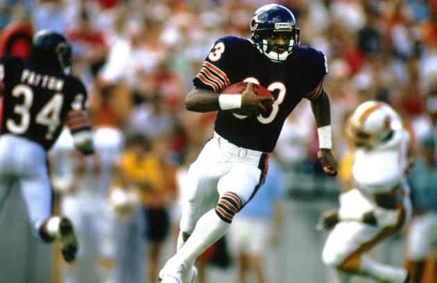 Happy birthday to Bears speedster and Olympic gold medalist Willie Gault!!       