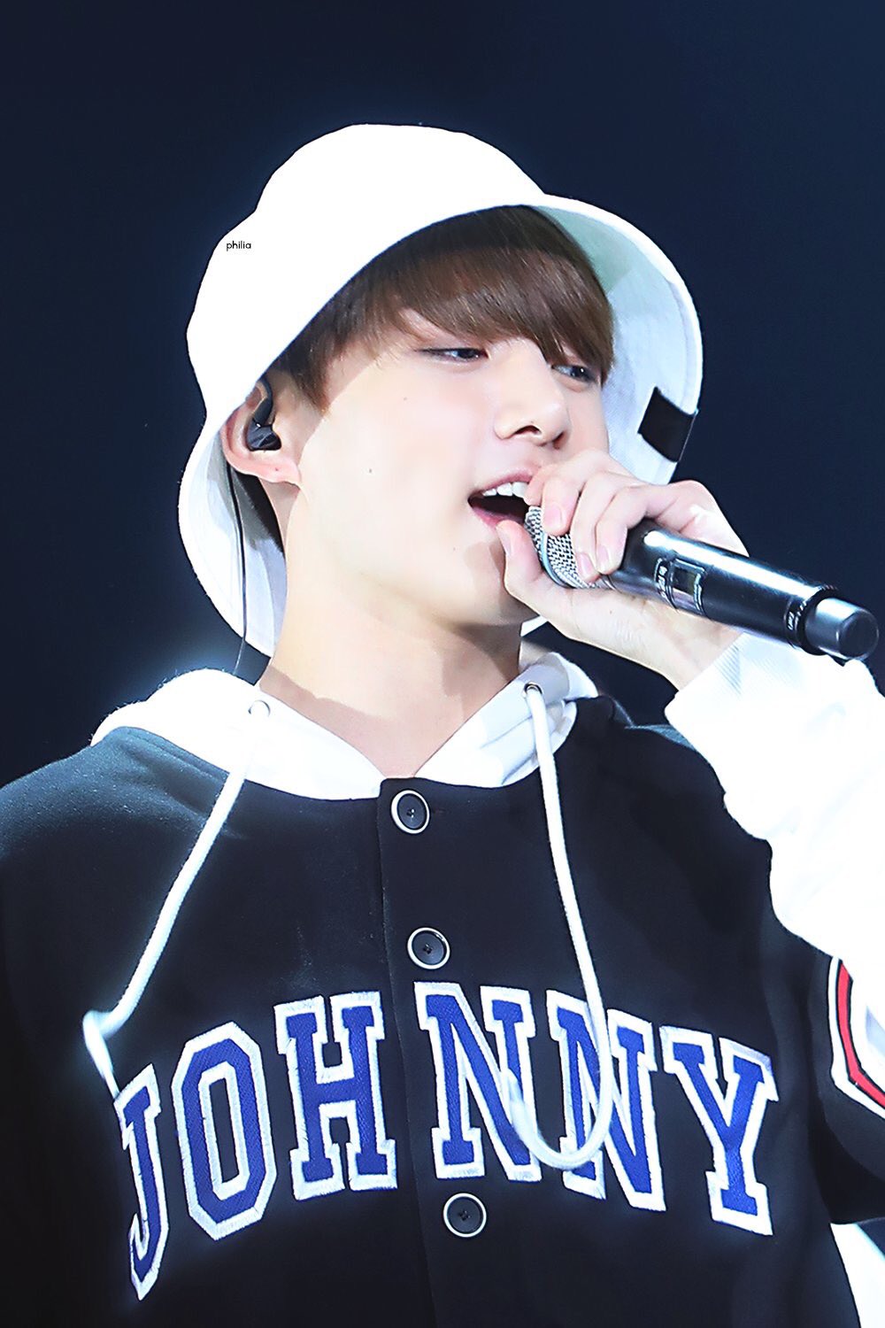 Jungkook Updates on Twitter: "[HD] 170902 Seo Taiji 25th Anniversary