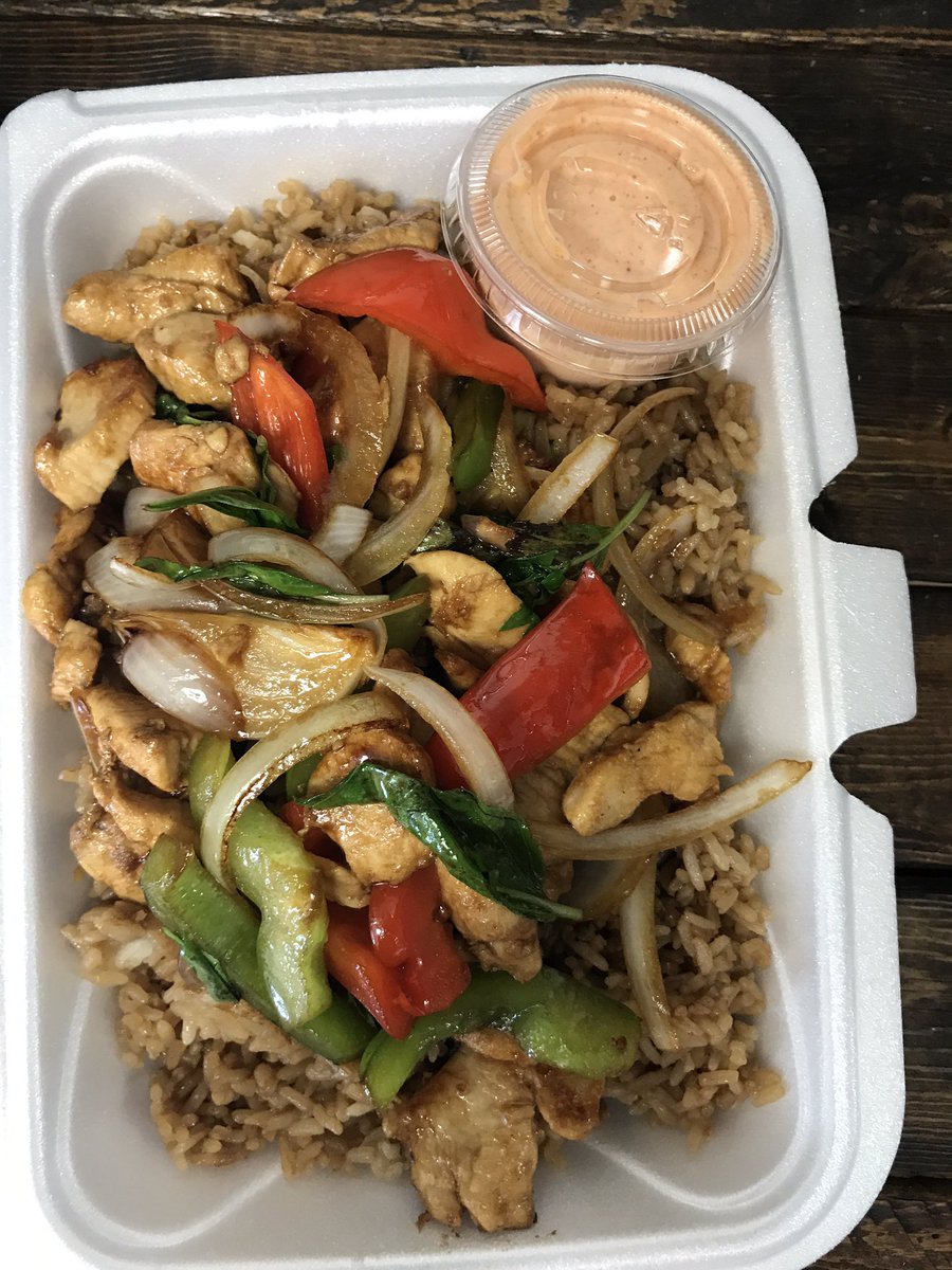 LaovinIt's tweet photo. Grab this from us today for lunch @ Cigna Health Spring (Metro Center) 11-1pm today! https://t.co/hHb9MCyrEE
#chickenbasil
#friedrice
#yummy https://t.co/7op2xfFmJB