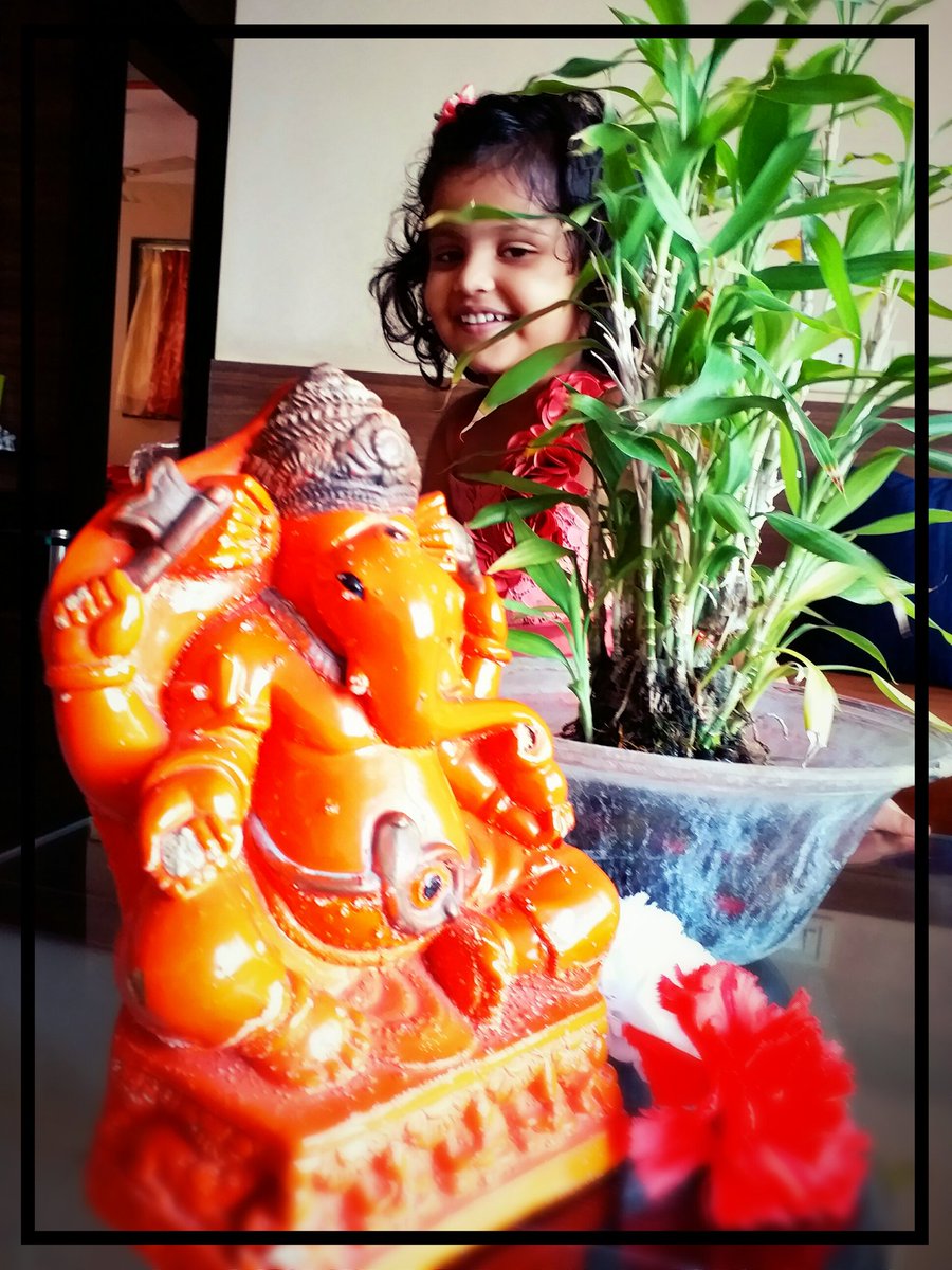 Admire_Urself's tweet photo. @SocialMazeweb #MAZEWEB
Pudchyaa varshi lavkar ya ❤ https://t.co/xi7cLo0wNF