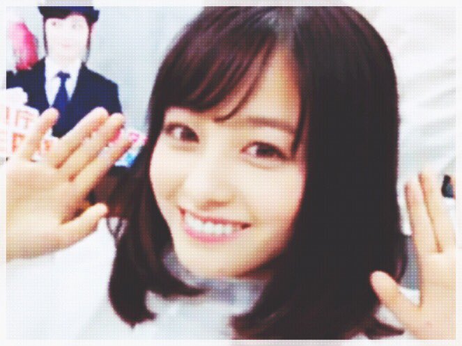 Y1Fxi's tweet photo. ­
　
­
　
­
　
­
　
­

　　生配信しながら  髪の毛切っちゃいました   ✂️💗
­

­
　
  #Nrさんのお友達がこれをRtしてくれるはずなのでRtして気になる人お迎え 

­
　
­

　　　木喬  " 本      環  奈　┈┈　💌
　
­

­
　
­ https://t.co/zQ1Ktzaa9a