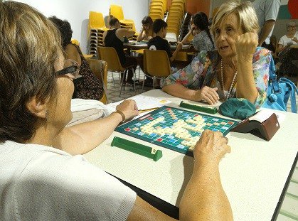 fiscrabblecat's tweet photo. Aquest diumenge vàrem estar a la #fmsbd17! Gràcies als participants solidaris del concurs d #scrabblecat @llenguacat https://t.co/6hLIiYDcJJ https://t.co/bLvWKyBEgd