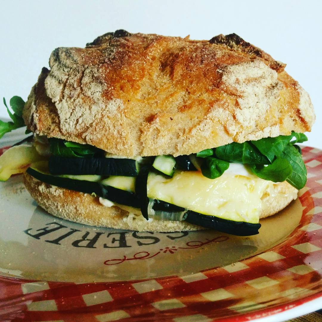 Celiaco a los 30 🌾🏳️‍🌈 tweet media