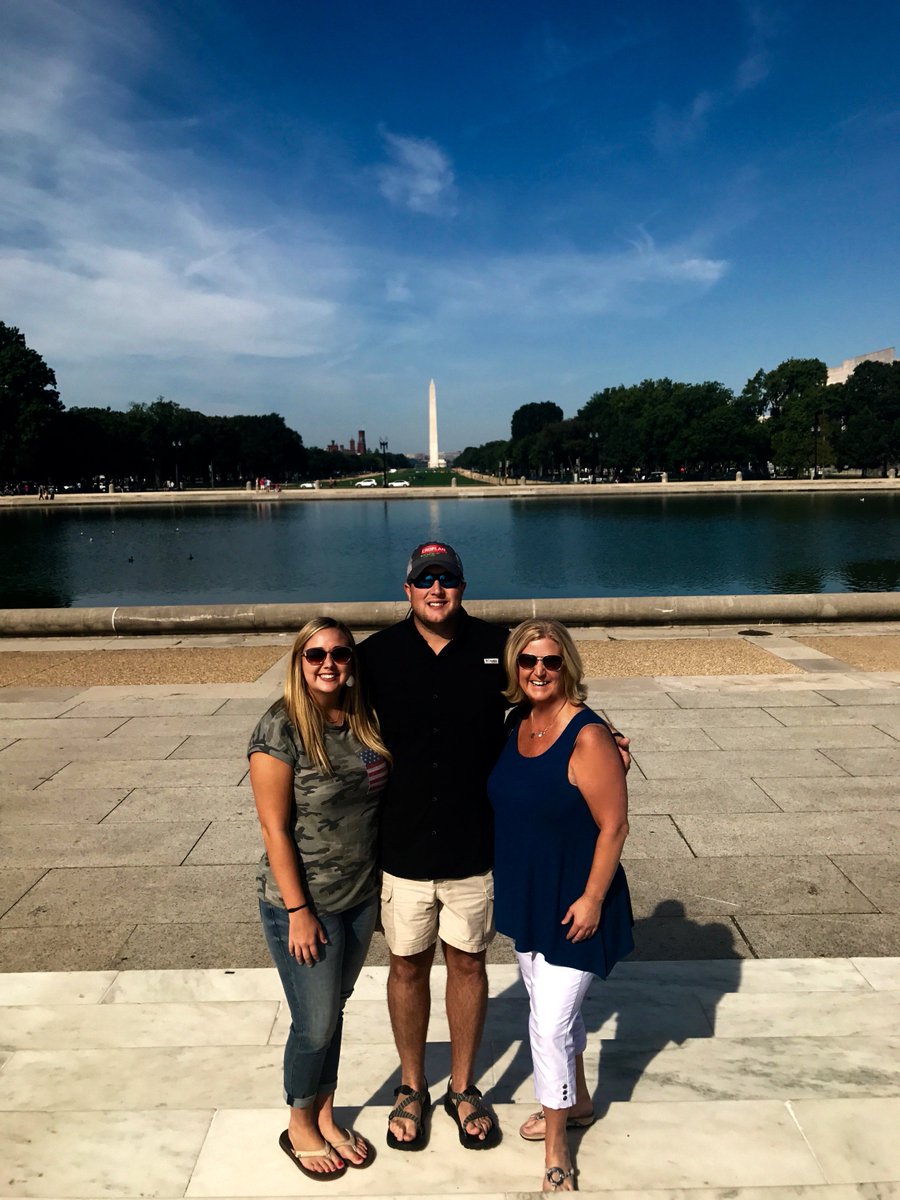 vickiep4's tweet photo. What a fun weekend with these two AWESOME people!  @tanmanvols @toribryant_ #LaborDayWeekend2017 #adventuresinDCGettysburgAnnapolisOrioles https://t.co/OnodekRTQH