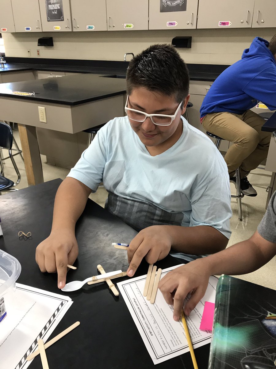 MsSouba's tweet photo. Working on marshmallow catapults. #glenviewEMSD #hawley #emsd37pride #encoreclass #marshmallowcatapult #STEMed https://t.co/MfBCkyAehw