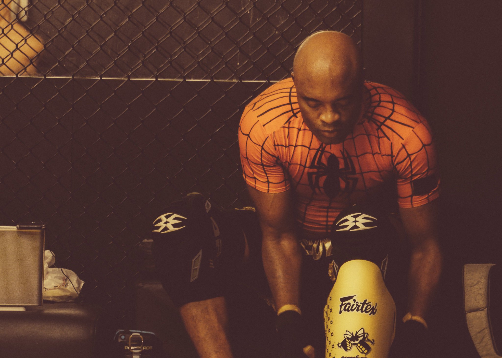 Anderson Silva on Twitter: "👊🏾👊🏾🕷🕷🕸🕸🕸🙏🏾🙏🏾🙏🏾 https://t.co/u0RGn4xi51