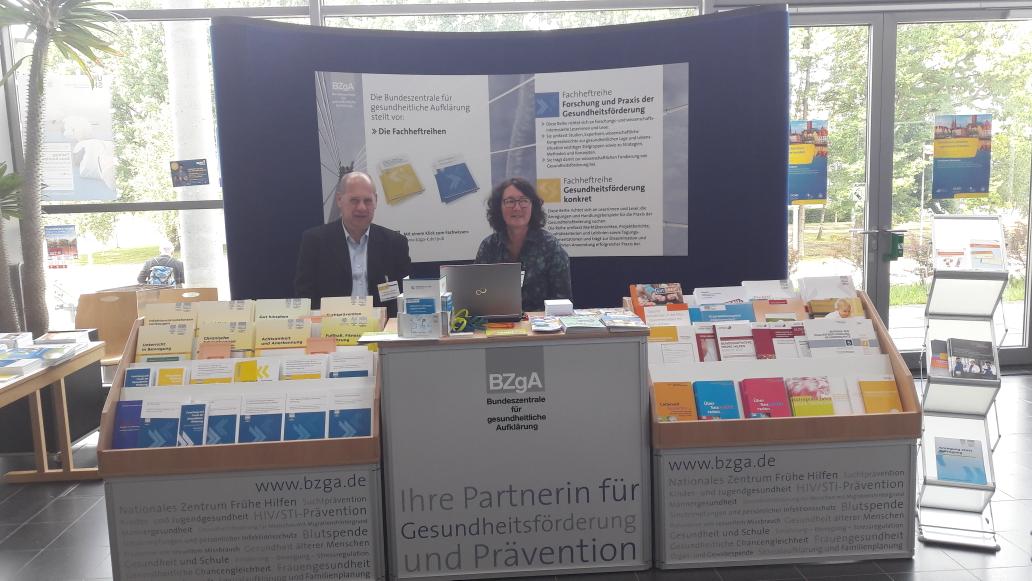 gefo2017's tweet photo. @bzga_de 's conference stand @gefo2017 offers a variety of information for #DGEpi2017 #DGMS2017 #DGSMP2017 @DGEpi_eV @gmdsEV https://t.co/3hSZZzVmjI