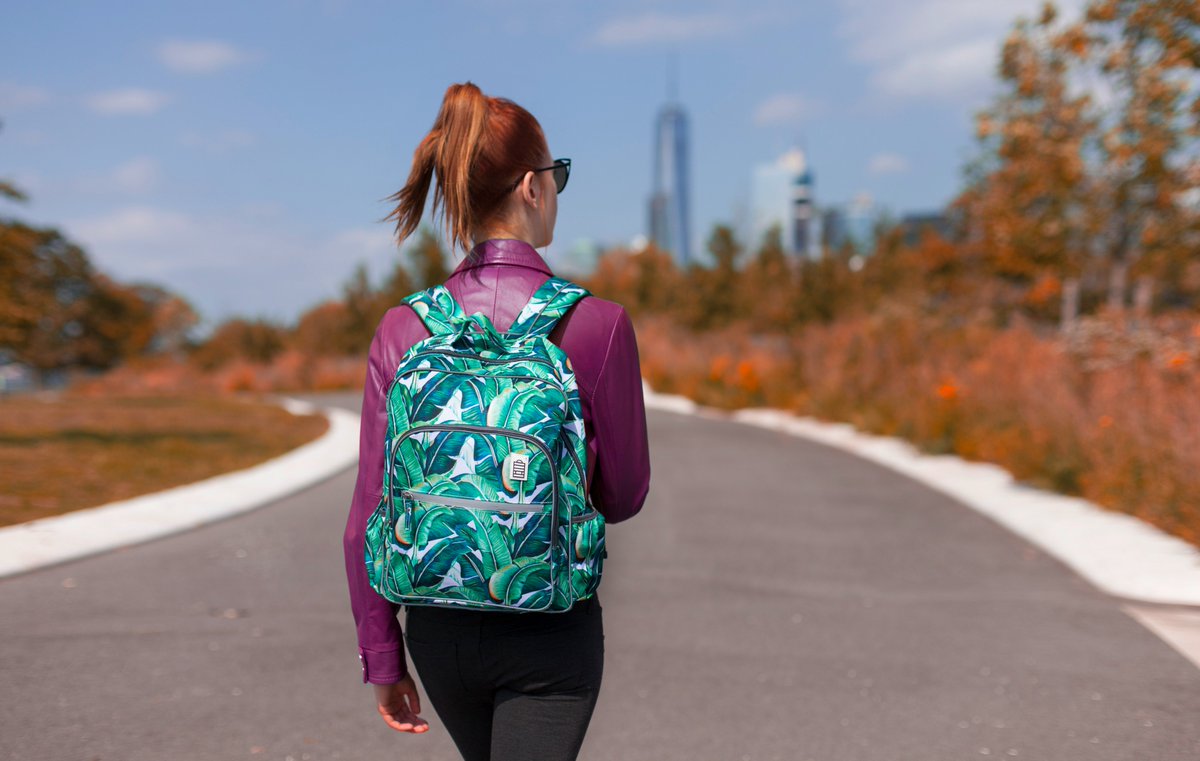 AlissaBaierL's tweet photo. @elliekrupnick @Racked #HeroForHouston, a campaign to give HERO backpacks full of supplies to low-income schools devasted by Harvey. https://t.co/SF58CNl41s https://t.co/p2k8tmjfDe