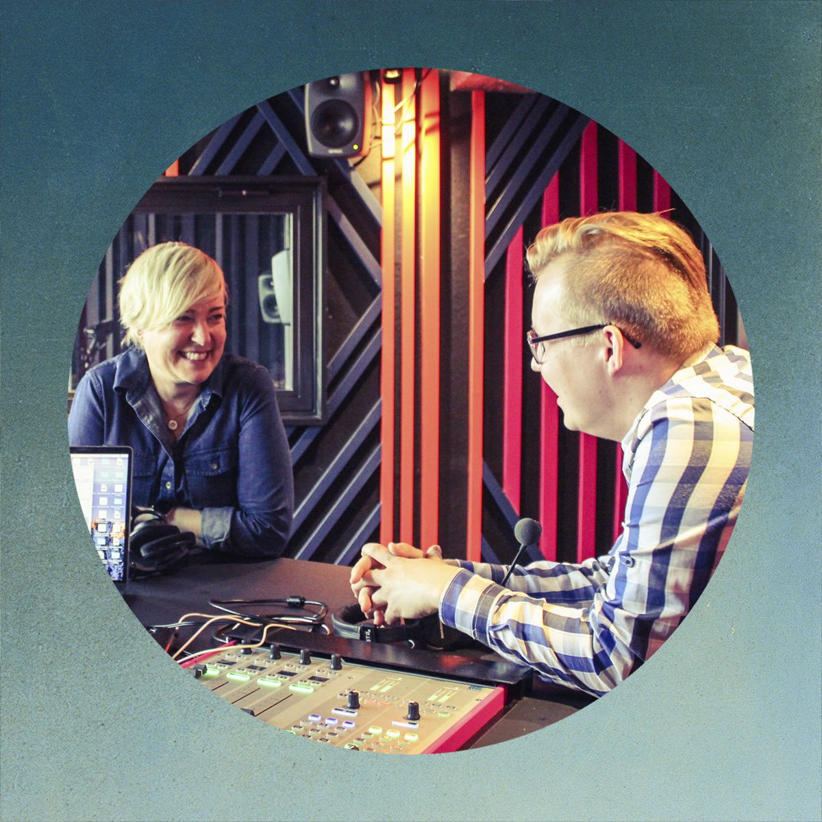 RadioHelsinki's tweet photo. Mitä opittavaa suomalaisilla on Piilaaksosta? Aiheesta puhumassa @KauppalehtiFi kirjeenvaihtaja @senjalarsen Startup Radiossa klo 18-19! https://t.co/kTlDkxnXiJ
