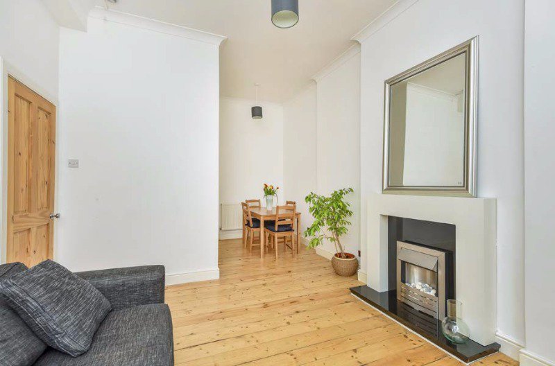 SutherlandManag's tweet image. This Easter Rd 1-bed rental flat is a gem. Contact us for more details. sutherlandmanagement.co.uk/properties/bot…