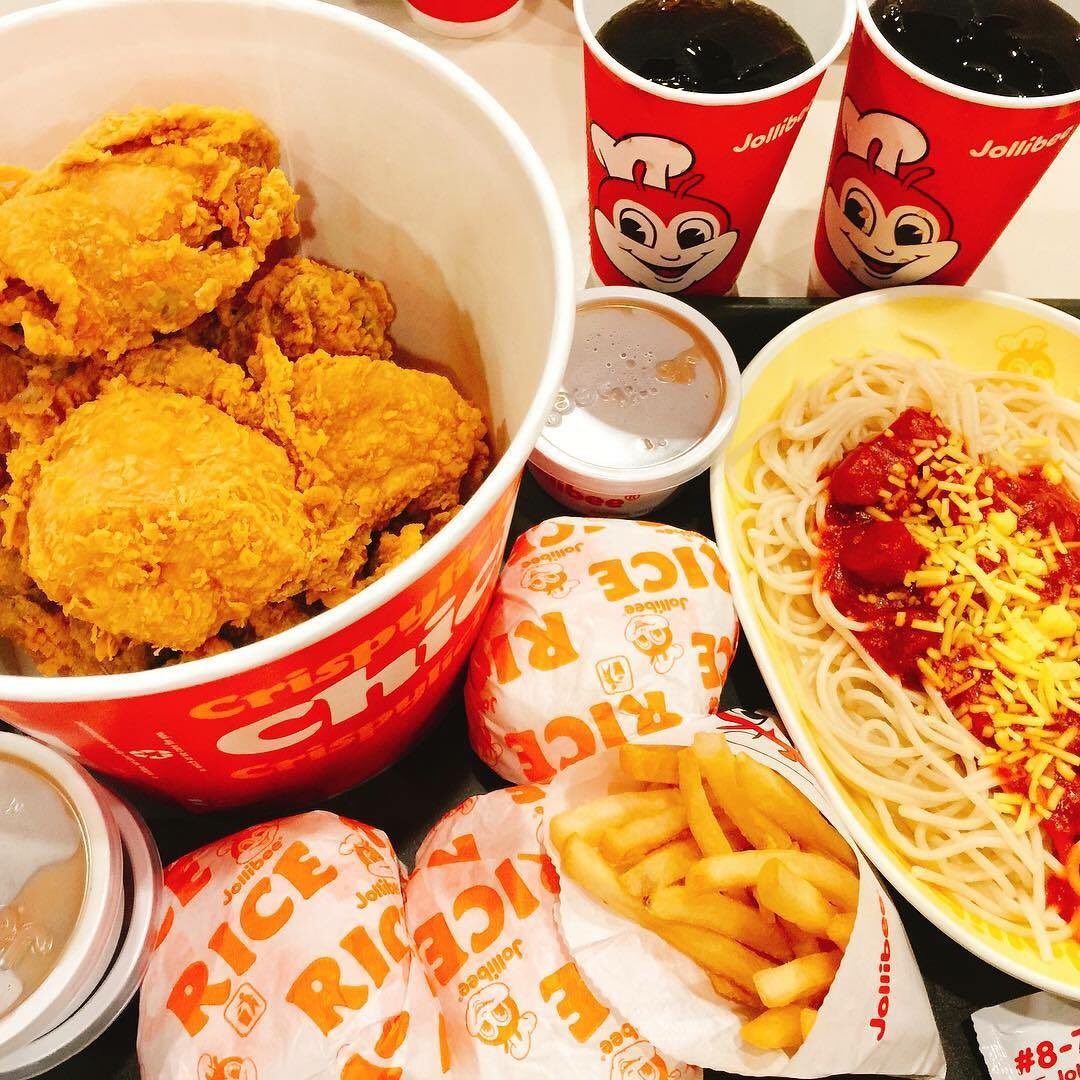 TangaMoSir's tweet photo. damay damay na.

RETWEET para makabawi. 😂 https://t.co/HmtCSGWlba