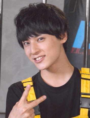 yuu_Peace1031's tweet photo. 新規男8号車(*＾-＾*)
00lienの高校2年生です！
色んな人と繋がりたいです😆
ユースケ大好きです！！

#8号車さんと繋がりたい  
#8号車さんと繋がりたくてガッタンガッタンゴットンゴットン https://t.co/8CdjNOIVee