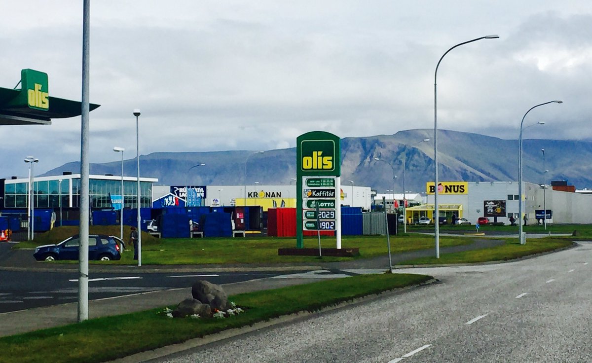 Hrikalega er Esjan falleg.