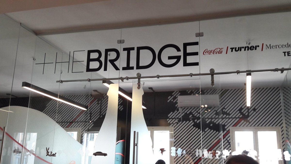 chantal_marion's tweet image. Après les conférences visite de #TheBridgeTelAviv Merci! #DLDMTPFrenchTech @Montpellier3m @Mtp_FrenchTech @saurel2014 @DLDConference