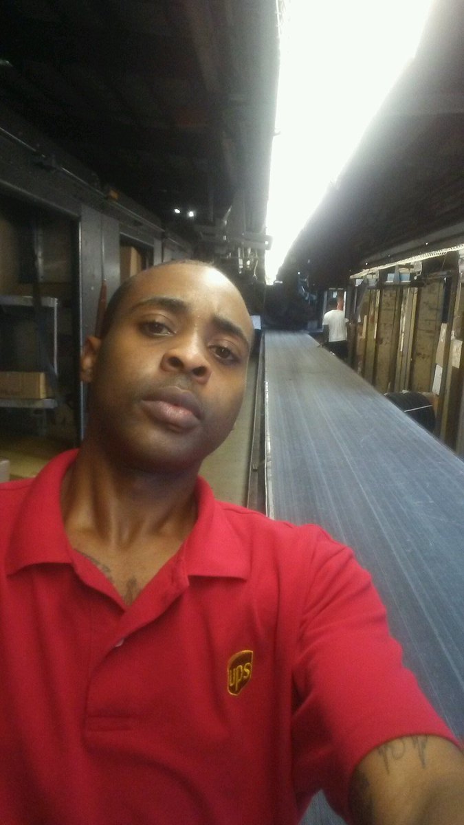 malberni's tweet photo. 10 days in a row Jerry Mobley #CloseDoorPreload in FTL 👏🏻 @FloridaUPSers #MakingItHappen GREAT JOB JERRY!!! https://t.co/k7lIjq8yjN