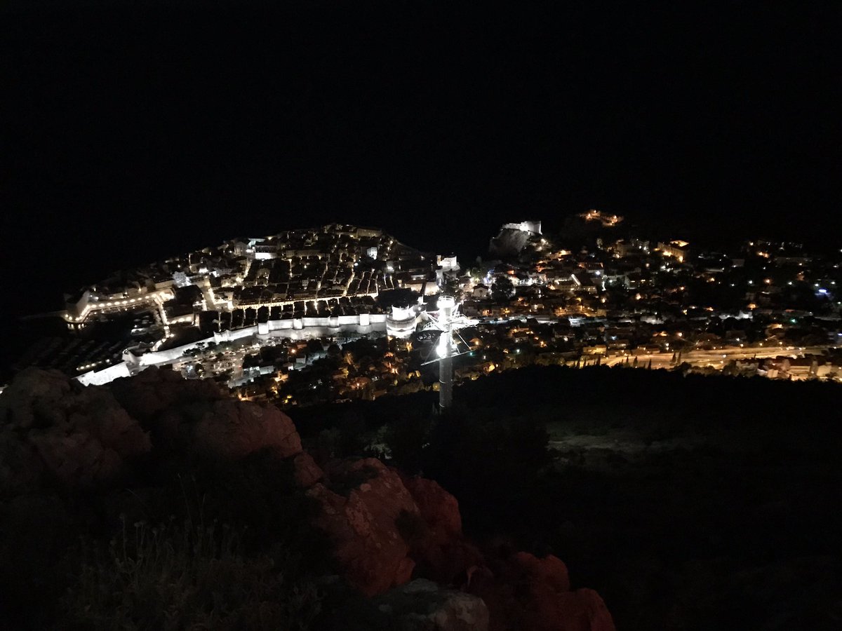 timchasefitness's tweet photo. Mount Srd in Dubrovnik βοΈππ·
#Croatia #dubrovnik #mountsrd https://t.co/z1jZPVtGtS