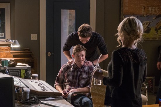 NashvilleCMT's tweet photo. OK, this cast has WAY too much fun on set... ππ #ThursdayBTS #NashvilleCMT @RealCarmack @lennonandmaisy https://t.co/5nMfvBV4C3
