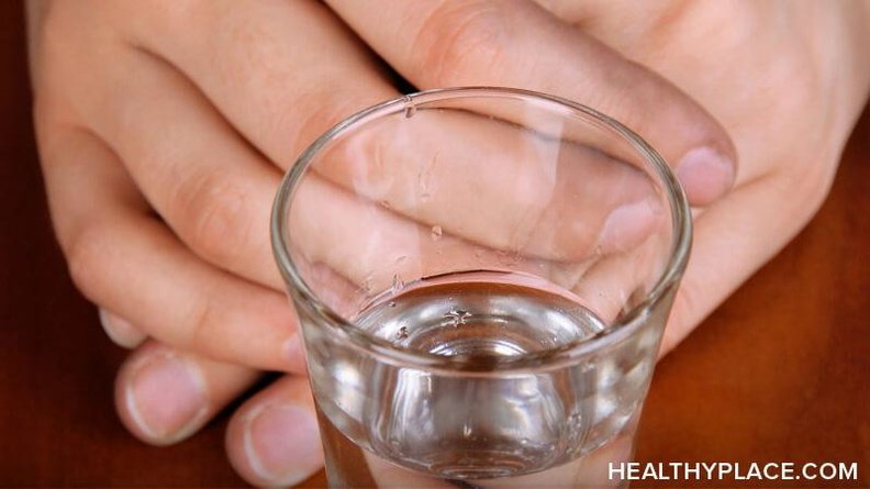 HealthyPlace's tweet photo. First 48 Hours in a Chemical Dependency Program | https://t.co/tcVDDsO3kw |
#mentalhealth #substanceabuse #drugdependent #mhsm #mhchat https://t.co/4KAkU5eF5r