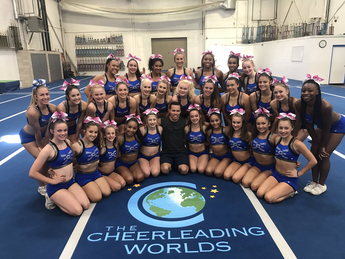 JasperChoreo's tweet photo. Day two of choreo with the M5 Bombshells !! Holy Amazing 😳 #ecebombshells #eastcelebrityelite #jasperchoreography https://t.co/Mx9XtOYbvO