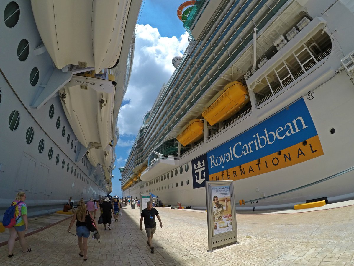 APIQROO's tweet photo. Cozumel, el puerto de cruceros #1, obtiene reconocimiento Best Western Caribbean &amp; Riviera Maya Cruise Destination #MásyMejoresOportunidades https://t.co/eDtqq9A4Yf